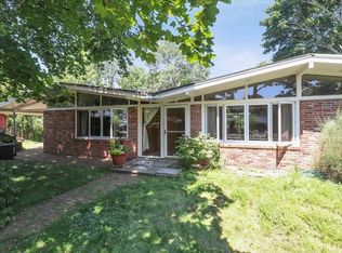 25 Pine Ln, Osterville, MA 02655