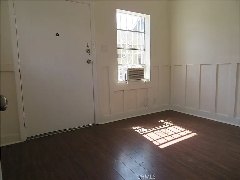3923 S Normandie Ave — Photo 14