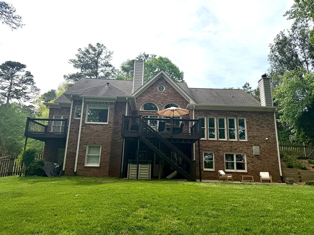 Building Photo - 15285 Highgrove Rd