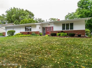 6324 Bradley Dr, Woodridge, IL
