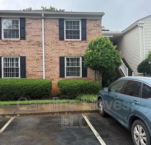 925 Cleveland St #102 — Photo 5