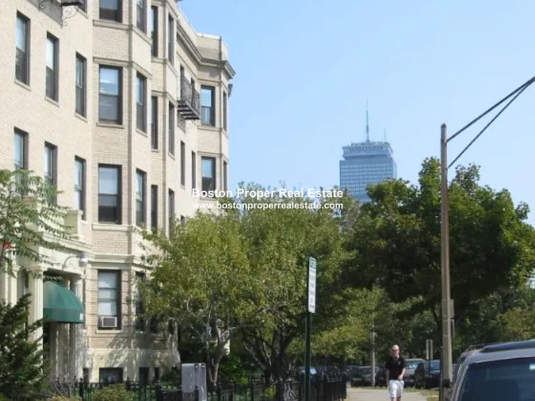 77 Park Dr #4 — Photo 9