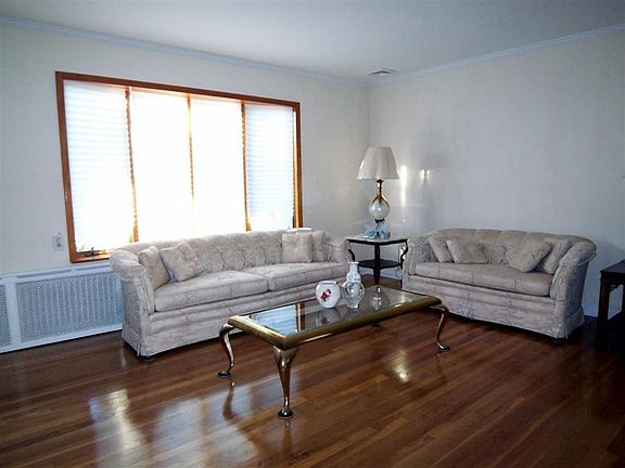 Elegance and Comfort