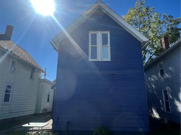 249 W North St, Fostoria, OH 44830