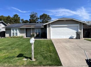 5945 La Castana Way, Sacramento, CA 95823