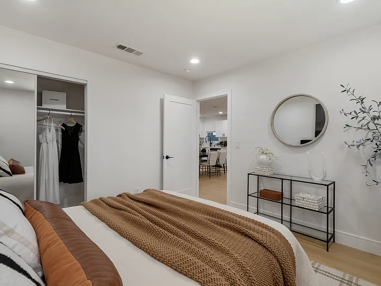 2706 S Cochran Ave — Photo 8