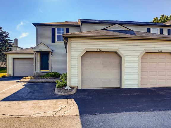 2nd image of 206 Macandrews Way #59B