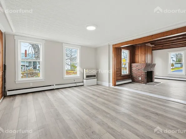 69 Main St Unit 2, Pittsfield, NH 03263