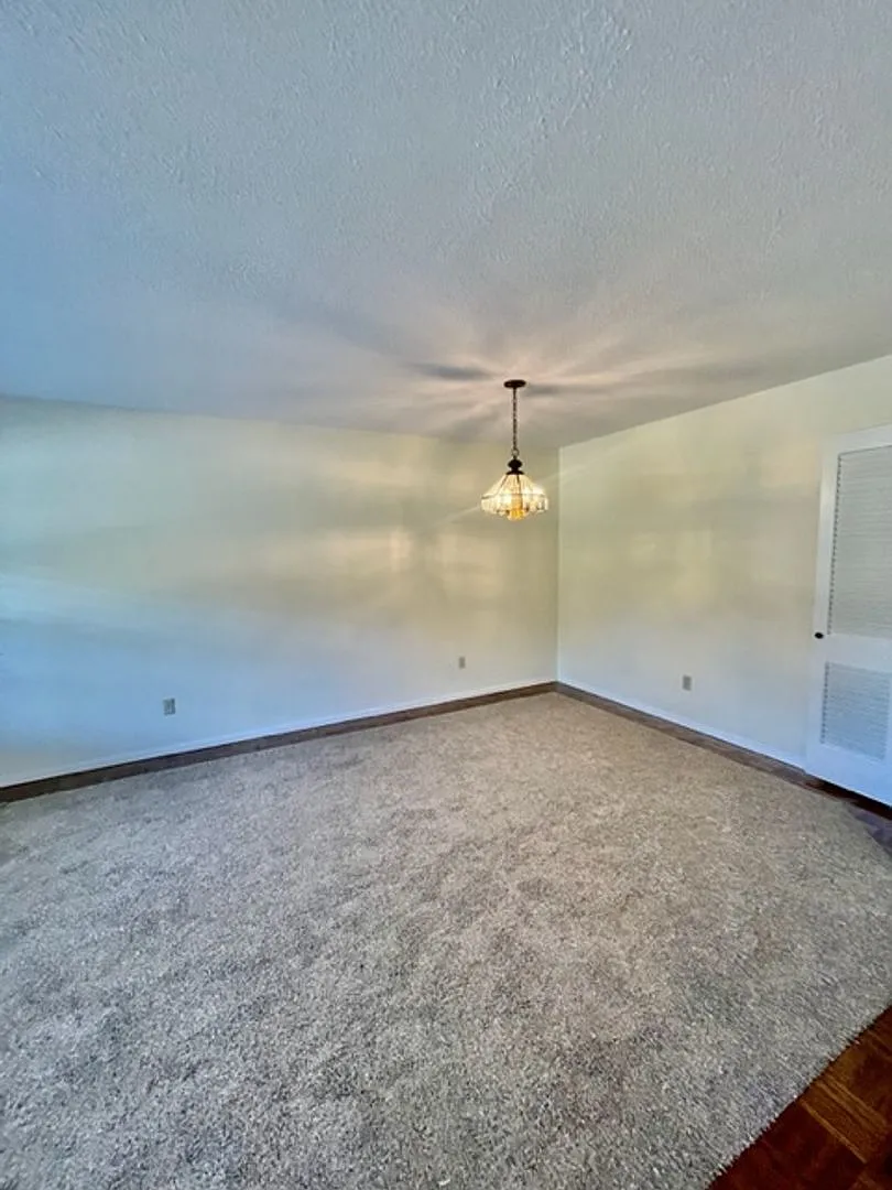 5412 Lake Crest St — Photo 4