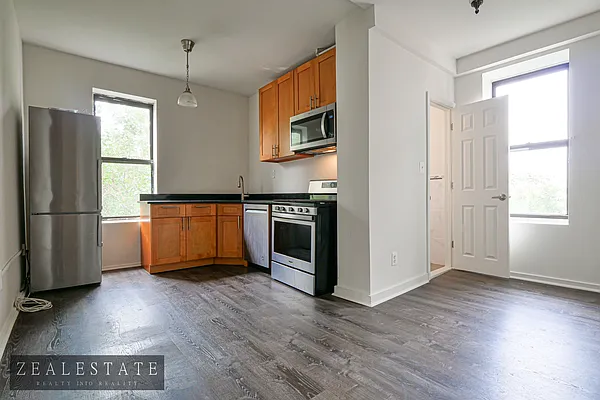 Rented by ZealEstate Group Inc | media 11