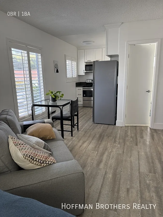 30 Horizon Ave Venice CA 90291 — Photo 1