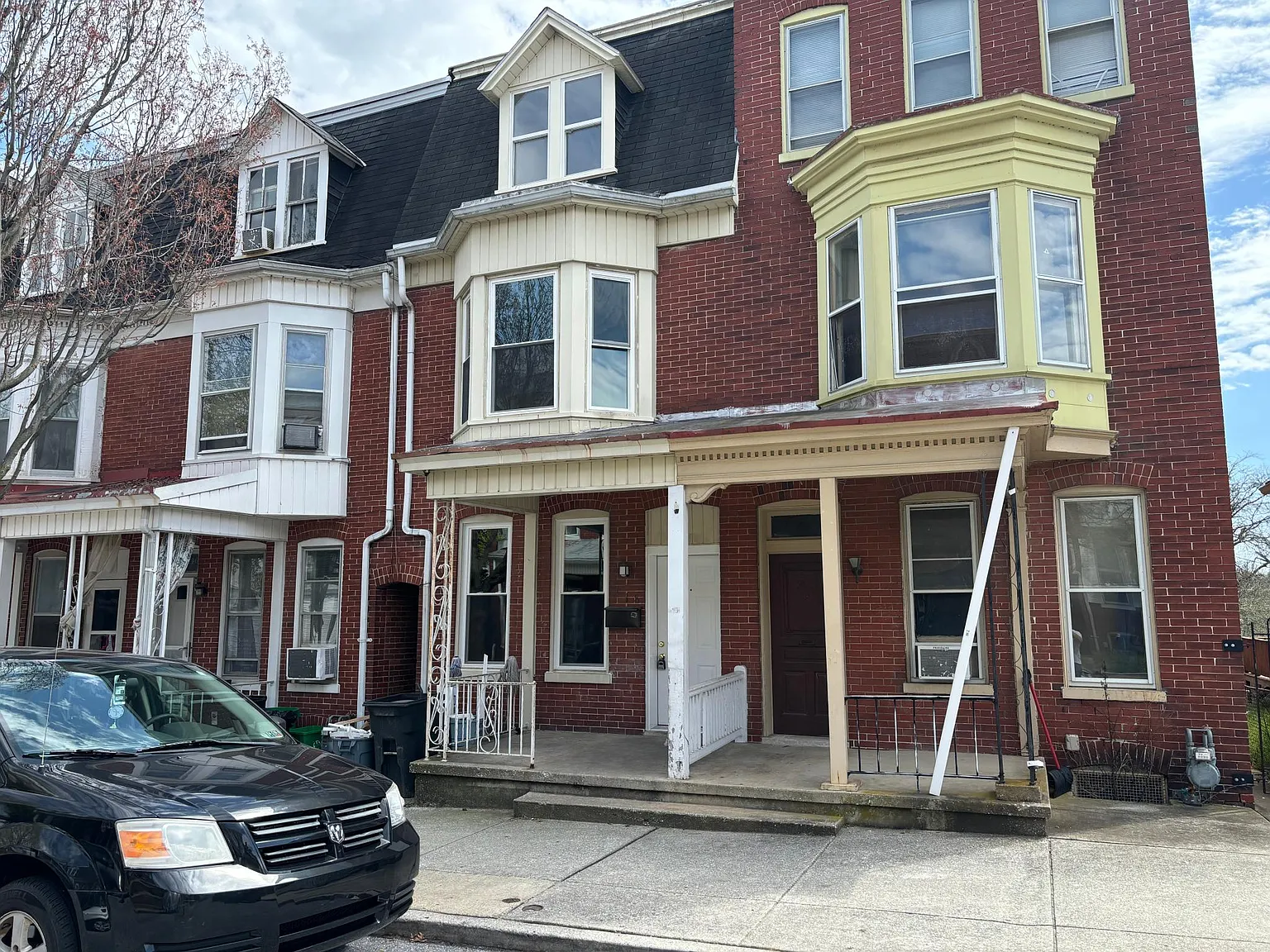 5 bed, 1715 sqft, $1,245 — Photo 1