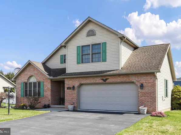 332 Martina Dr, Chambersburg, PA 17201