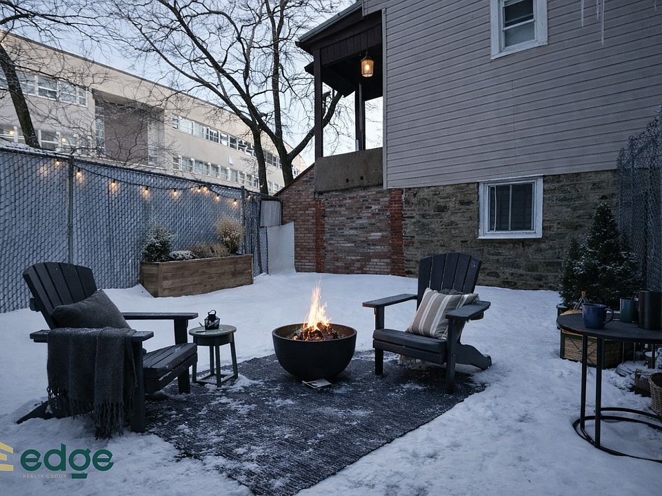 1st image of 998 Jennings St #13