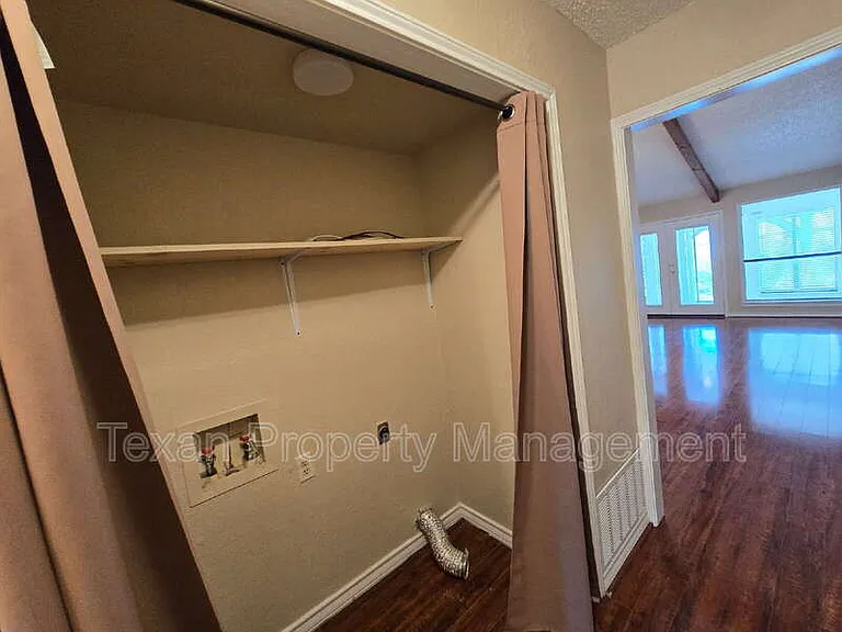 4013 Mabery Ct — Photo 12