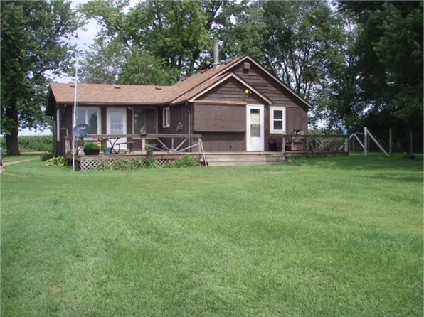 525 100th St, Sherburn, MN 56171
