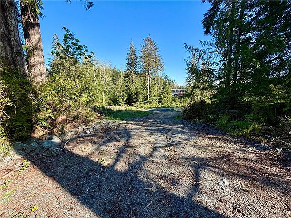4th image of 3542 Otter Point Rd Lot 5