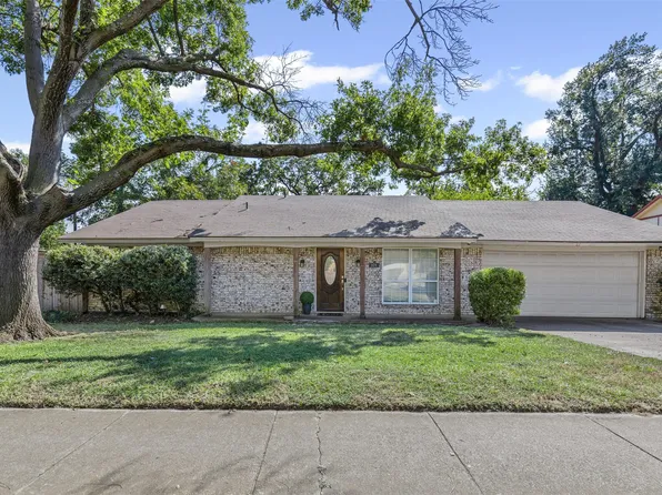 604 E Mitchell St, Arlington, TX 76010