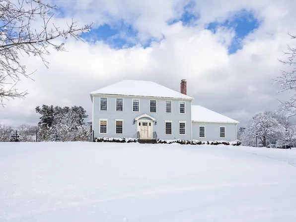 7 Lone Oak Cir, Holliston, MA 01746