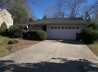 9913 Fairway Ridge Rd, Charlotte, NC 28277