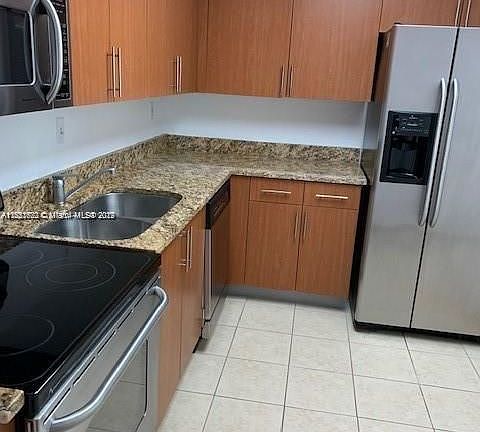 3rd image of 3300 NE 192nd St APT 317