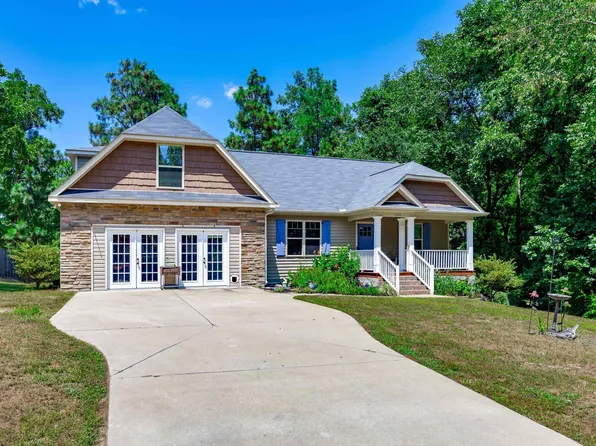 1282 Sand Oak Dr, Lugoff, SC 29078
