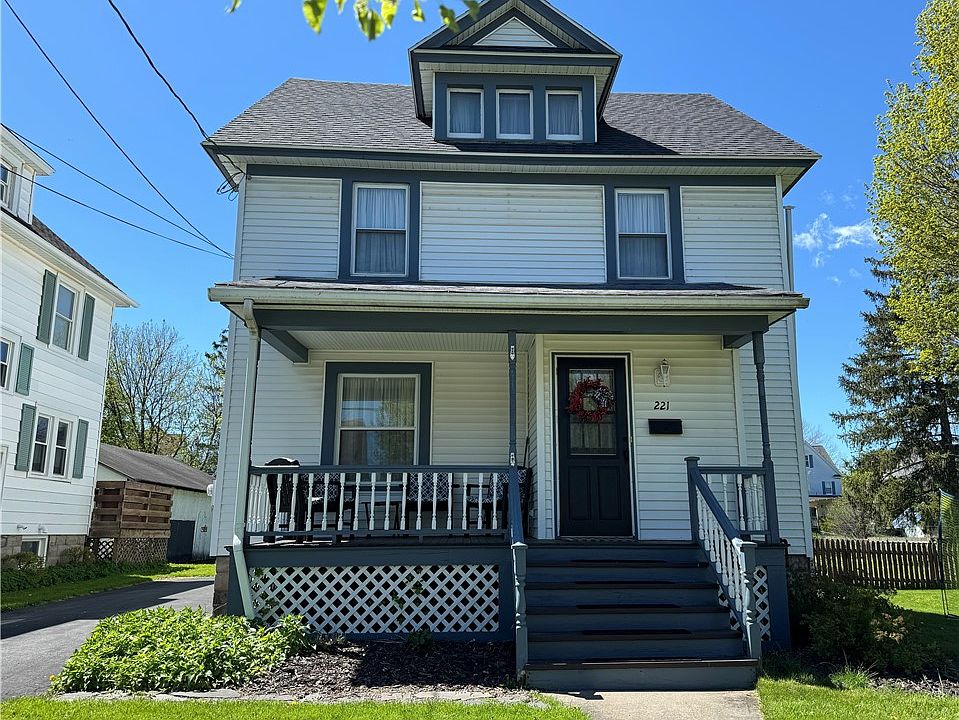 1st image of 221 N Hoopes Ave