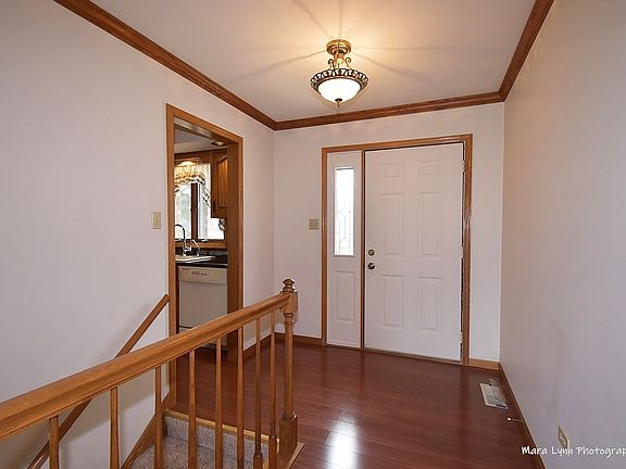 5th image of 215 Heritage Dr