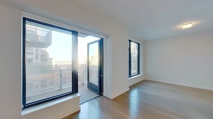 Rented by Bond New York | media 332