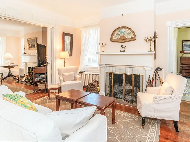 2214 Montauk Hwy — Photo 5