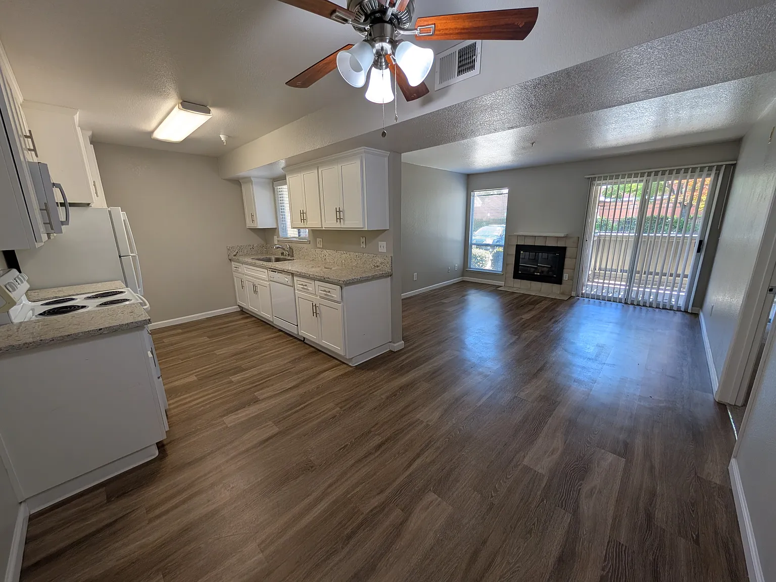 1 bed, 676 sqft, $1,795 — Photo 1