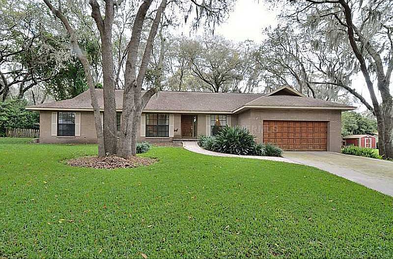 1st image of 1113 Oakridge Manor Dr