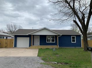 306 S Gray Pl, Chouteau, OK 74337