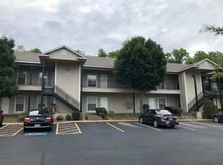1774 N Gregg Ave APT 8, Fayetteville, AR 72703