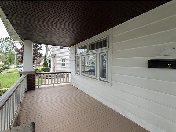 2nd image of 16806 Melgrave Ave