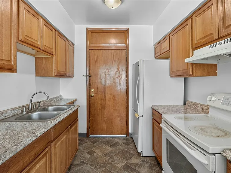 7011 S Merrill Ave #7019-106 — Photo 29