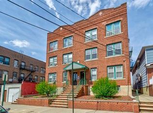 103 W 49th St APT 4, Bayonne, NJ 07002
