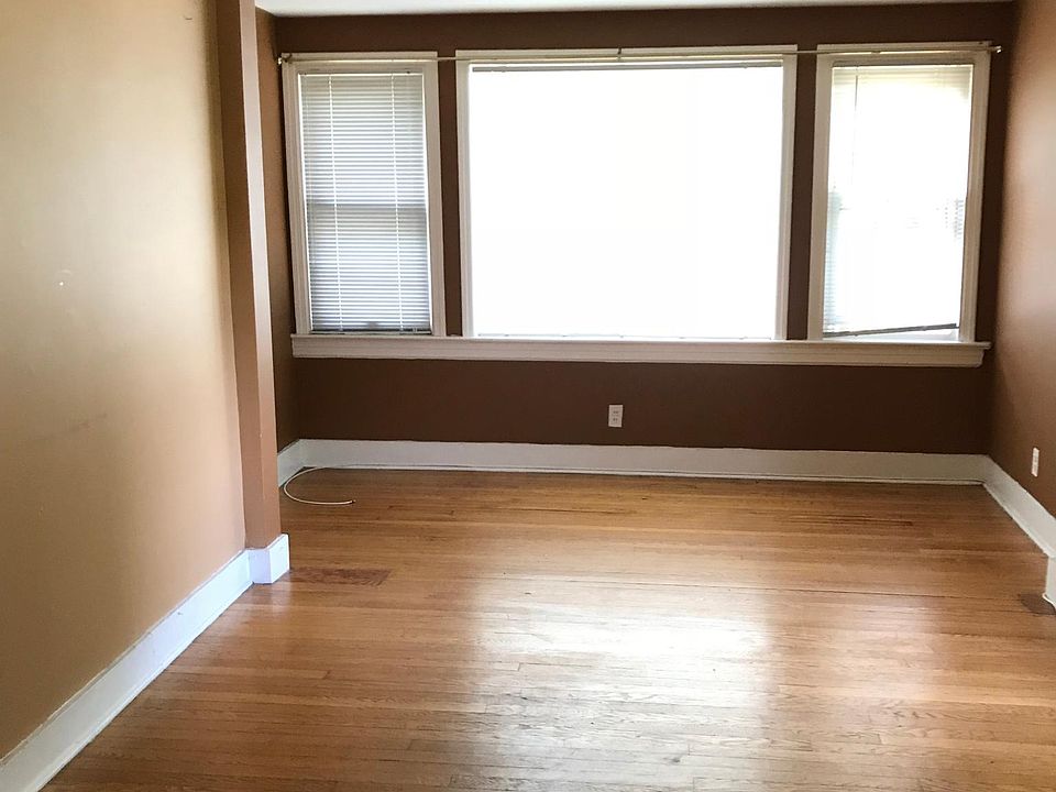 1st image of 169 Montgomery Ave #1