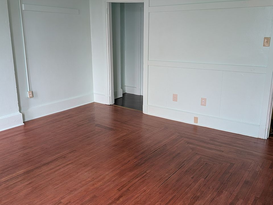 1st image of 429 Mill St #301