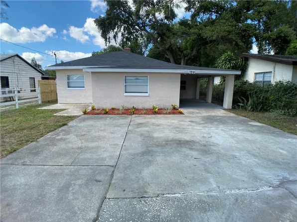 1211 6th St NE, Winter Haven, FL 33881