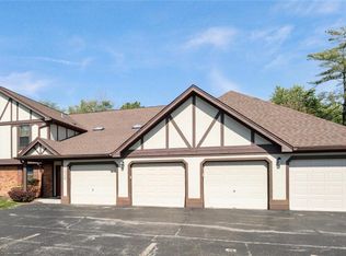 1624 Walpole Dr APT A, Chesterfield, MO