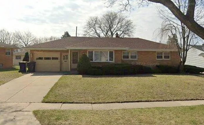 2716 S Cleveland Park Dr — Photo 1