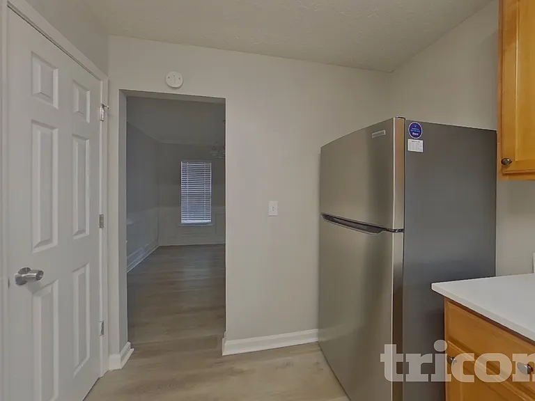 8292 Eastshore Dr — Photo 5