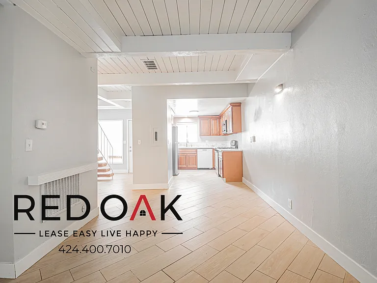 915 Paseo Grande #9 — Photo 3