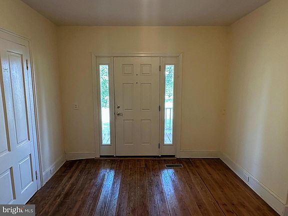 2nd image of 23202 Village Rd