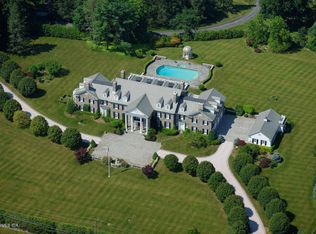 550 Round Hill Rd, Greenwich, CT 06831