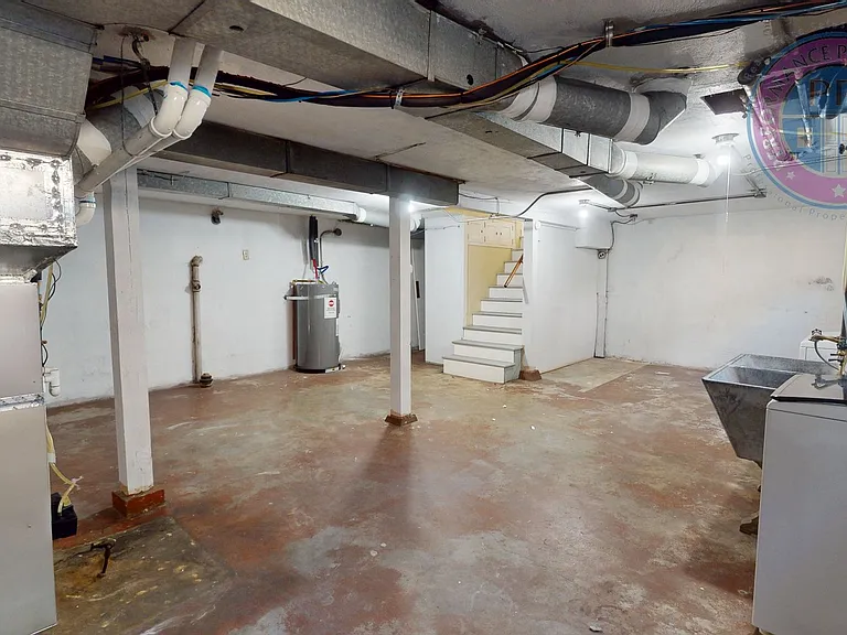 4793 N Willamette Blvd — Photo 20