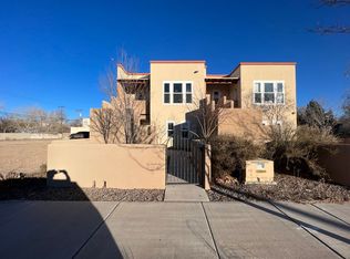 632 14th St SW, Albuquerque, NM 87102