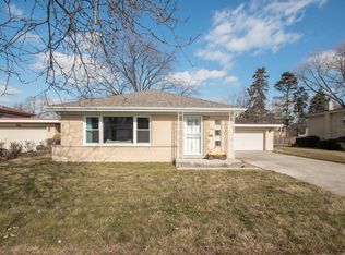 912 E 166th Pl, South Holland, IL