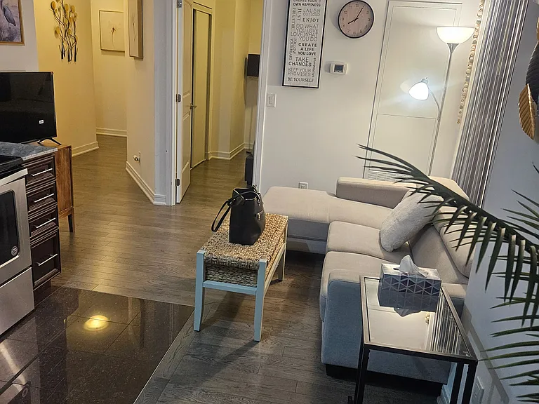 9199 Yonge St #318 — Photo 26